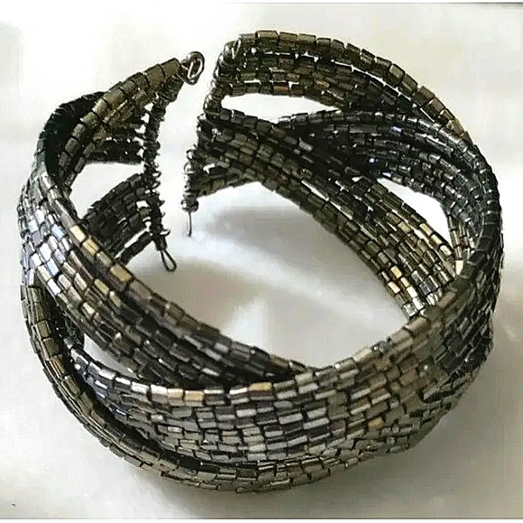 NEW Lot of 2 Women Fashion Bangle Bracelets. Knot Design. Seed Beads. - Picture 11 of 12